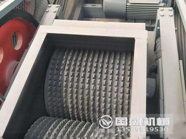对辊破碎机厂家 对辊破碎机厂家